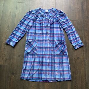 NWOT Secret Treasures robe